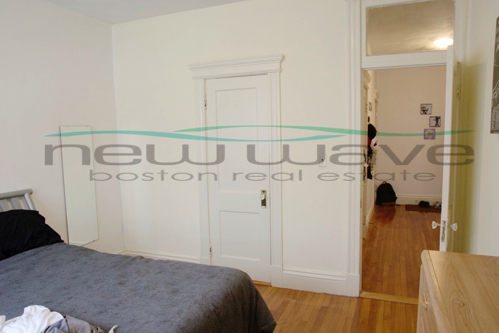 40 Queensberry St, Fenway