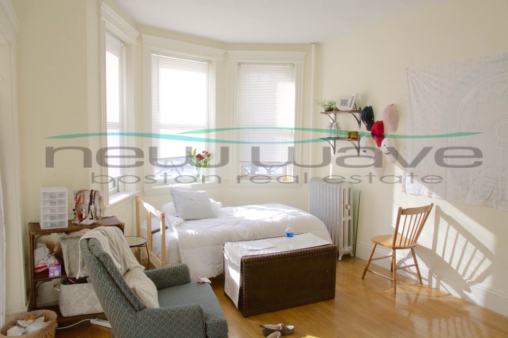 Studio bed, 1 bath apartment for rent at 191 Park Dr Unit 31, Fenway — photo 1 of 7