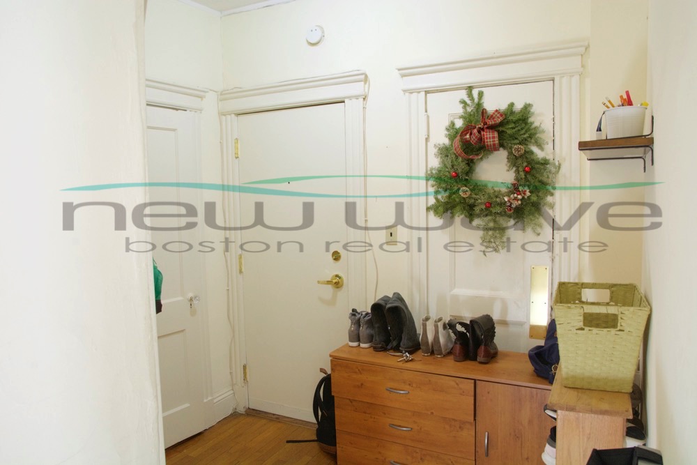 Studio bed, 1 bath apartment for rent at 191 Park Dr Unit 31, Fenway — photo 3 of 7