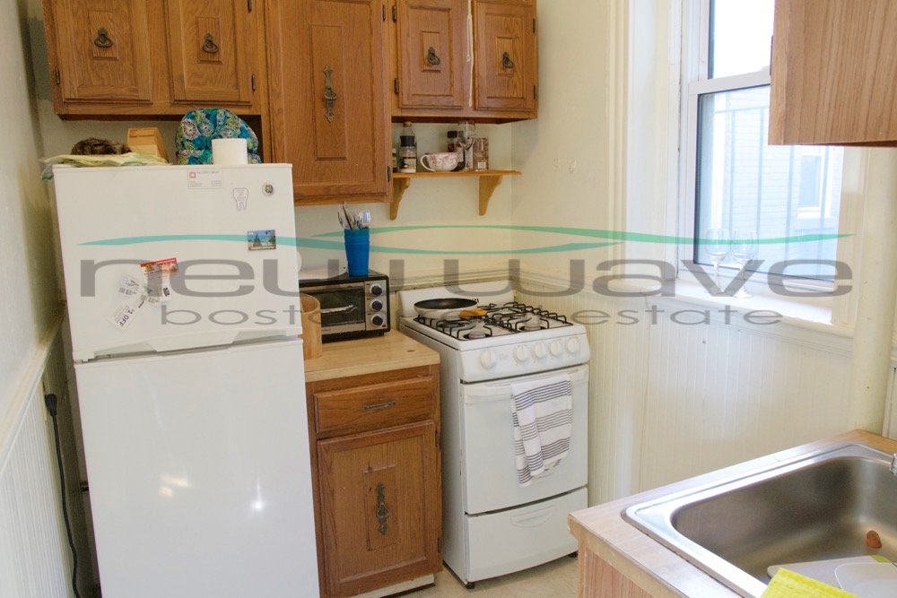 Studio bed, 1 bath apartment for rent at 191 Park Dr Unit 31, Fenway — photo 6 of 7