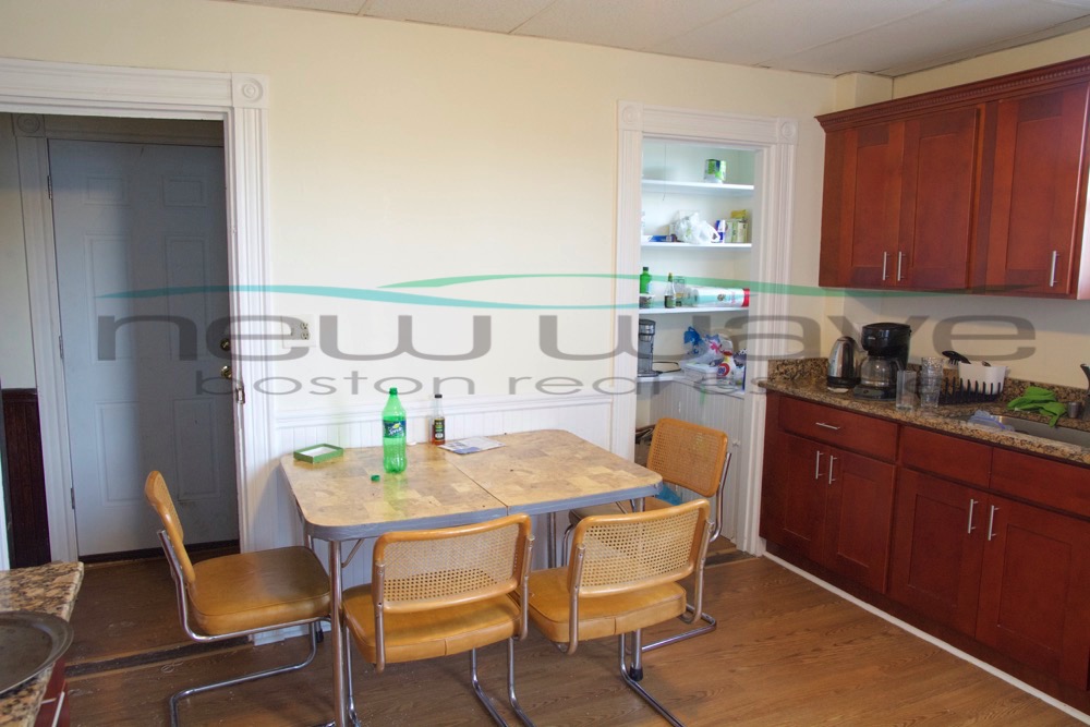 17 Hillside St, Mission Hill