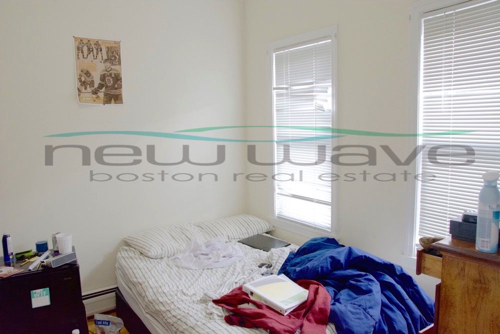 143 Hillside St, Mission Hill