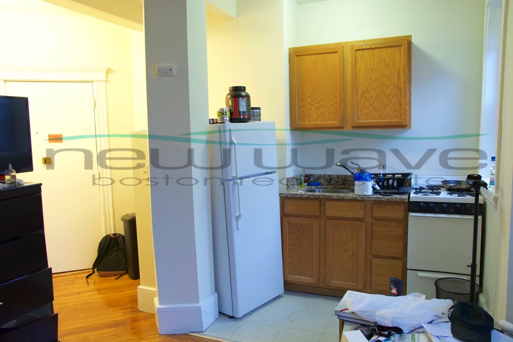 136 Hemenway St, Fenway