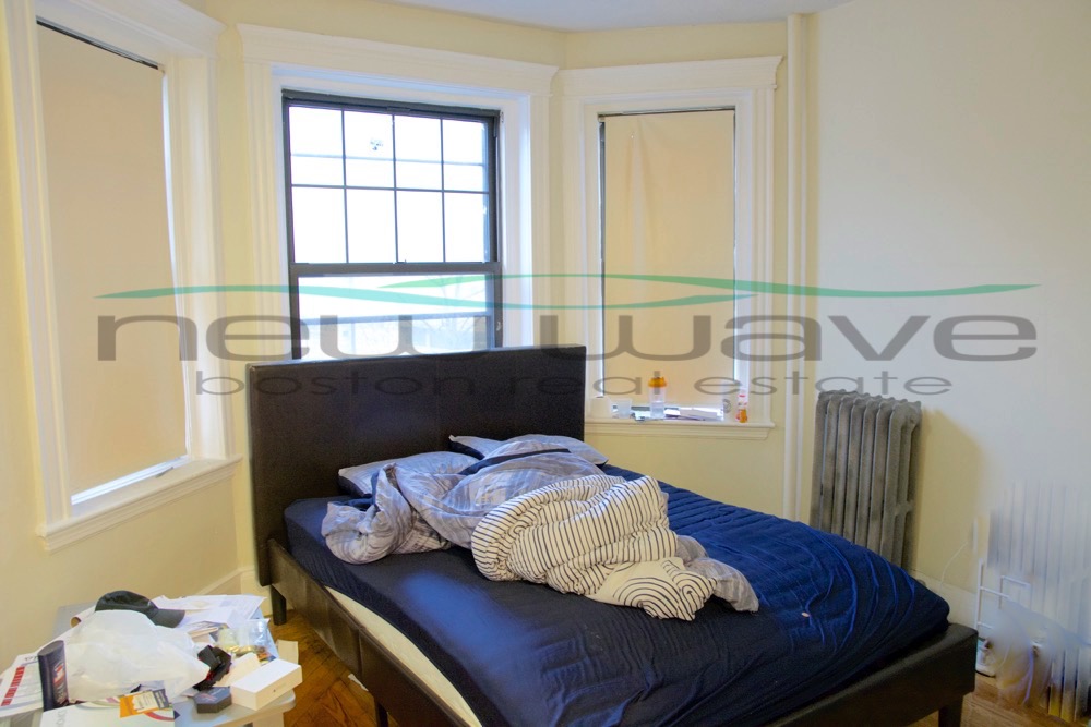 136 Hemenway St, Fenway