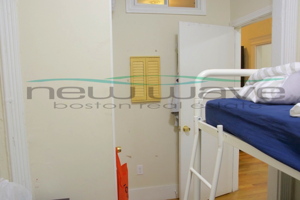 165 Hemenway St, Fenway