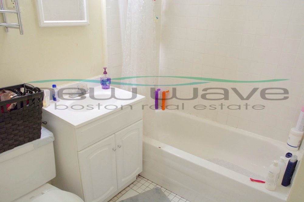 6 Symphony Rd, Fenway