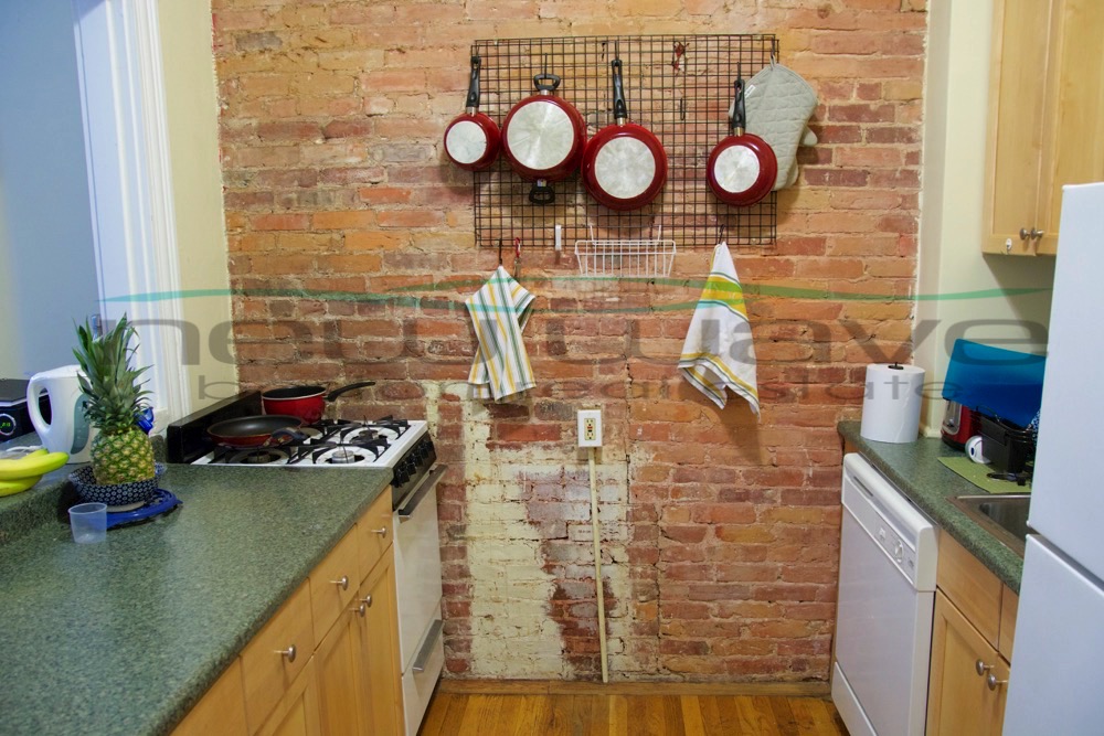 6 Symphony Rd, Fenway