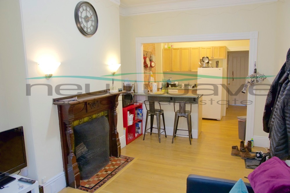 6 Symphony Rd, Fenway