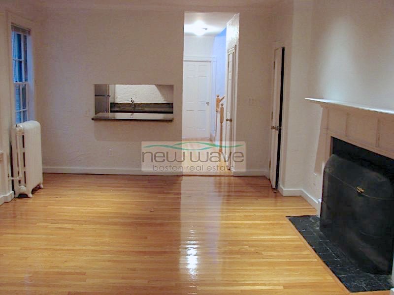 82 Phillips St, Beacon Hill