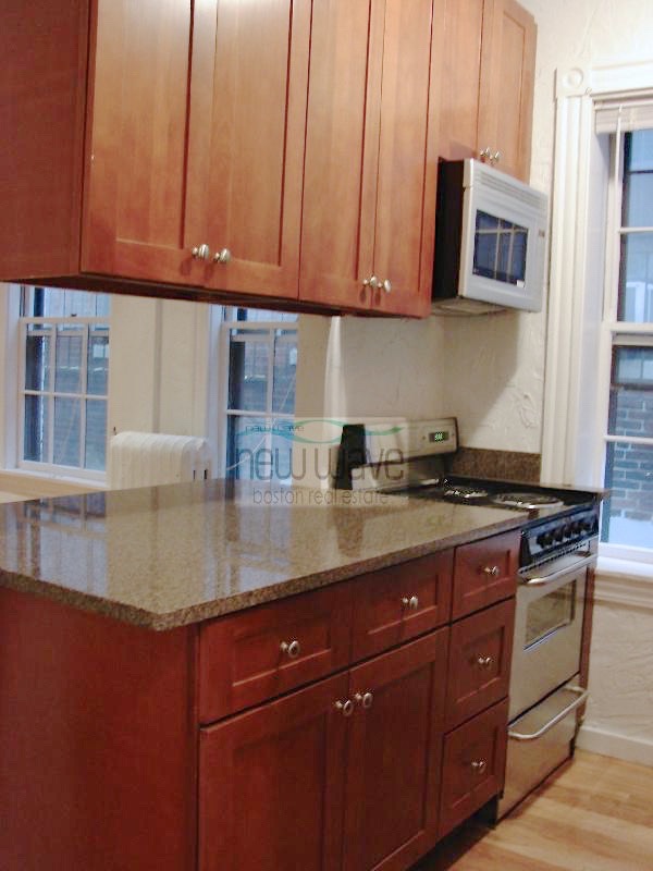 82 Phillips St, Beacon Hill