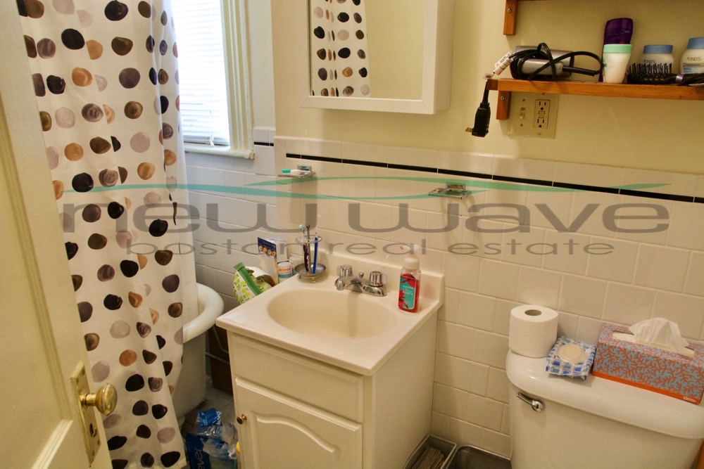 15 Queensberry St, Fenway