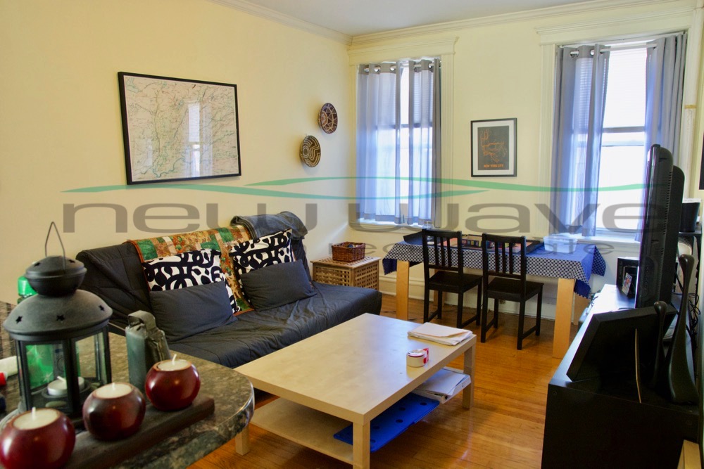 15 Queensberry St, Fenway