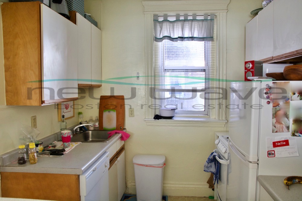 107 Queensberry St, Fenway