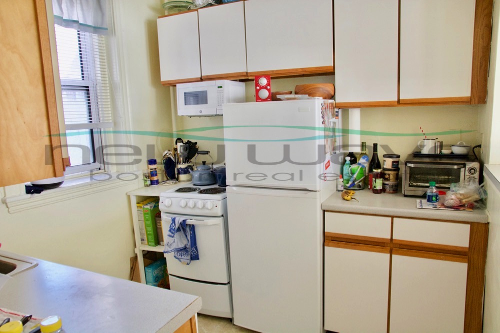 107 Queensberry St, Fenway