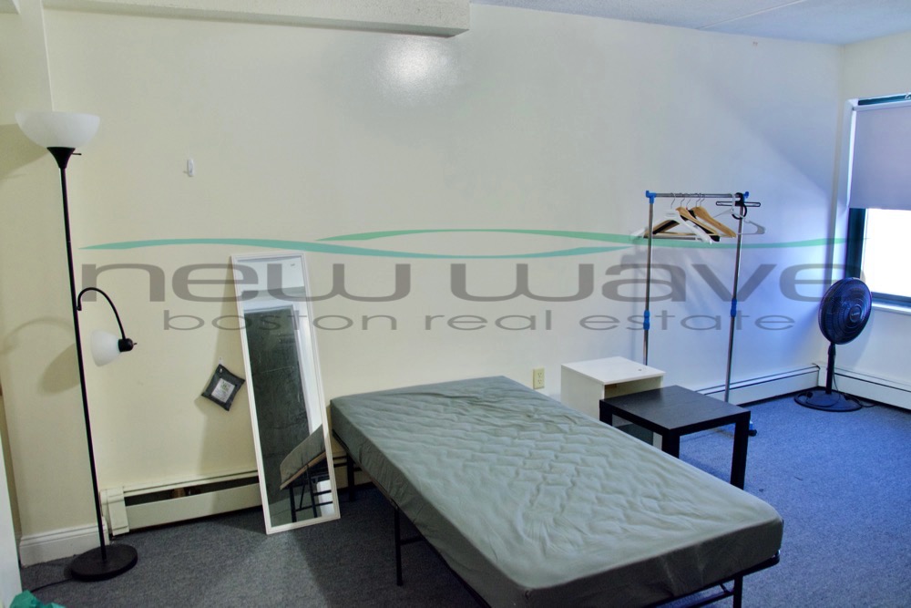 400 Massachusetts Ave, South End