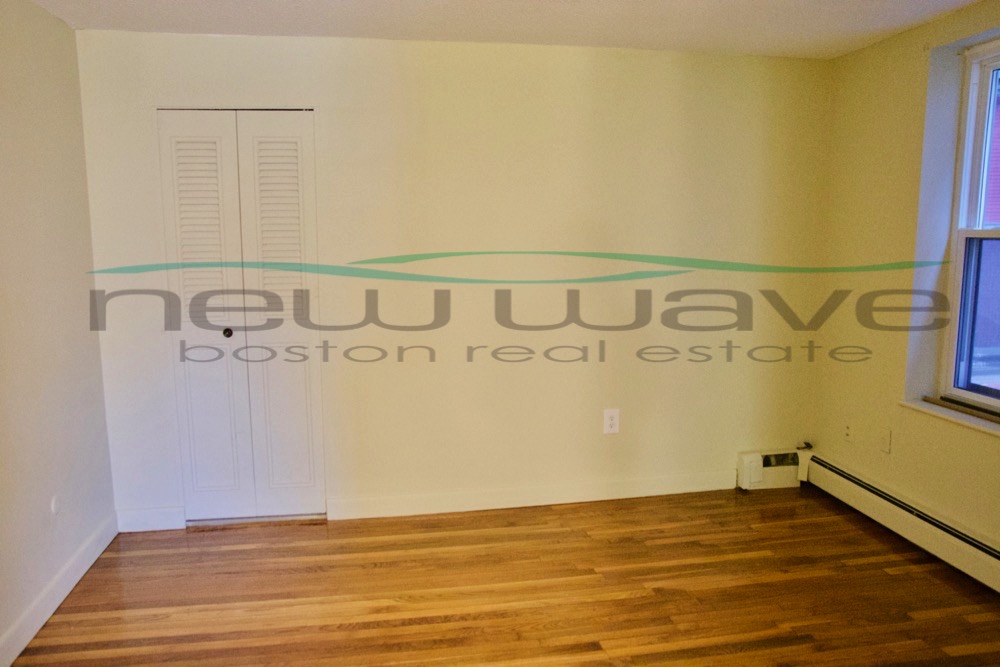 144 Saint Botolph St, Back Bay