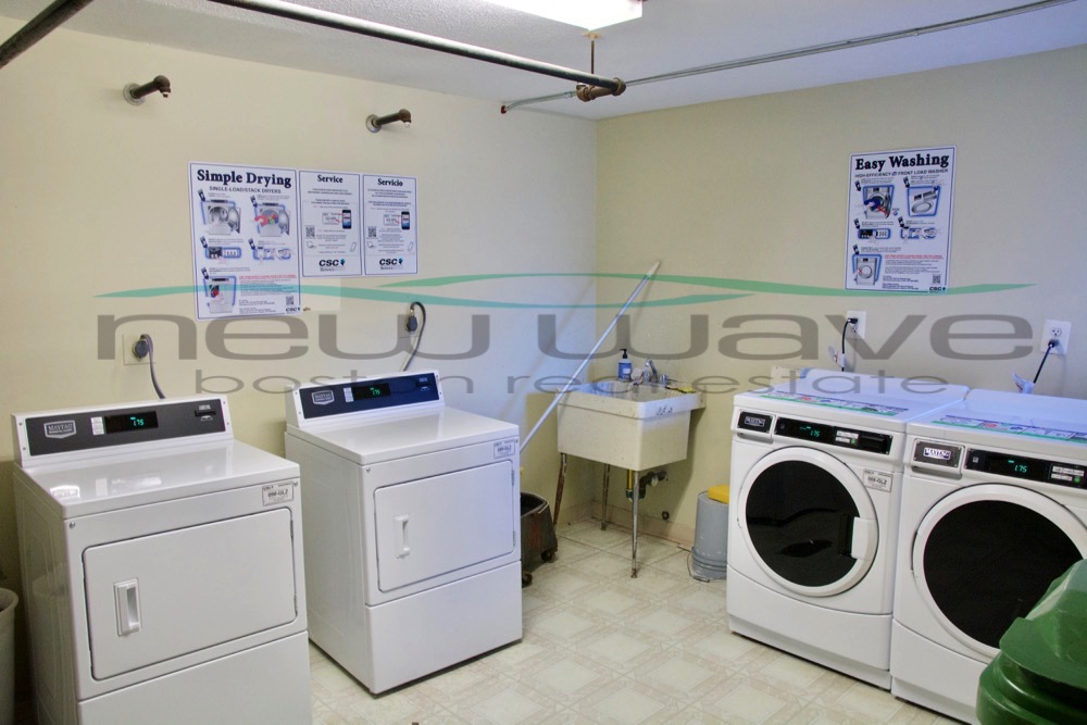 144 Saint Botolph St, Back Bay