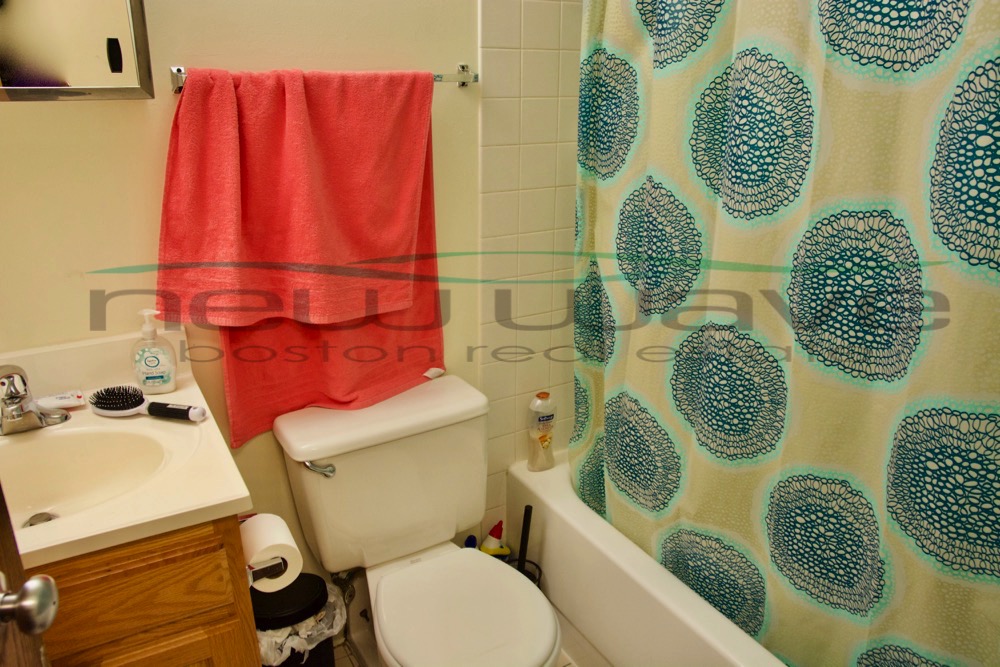 400 Massachusetts Ave, South End