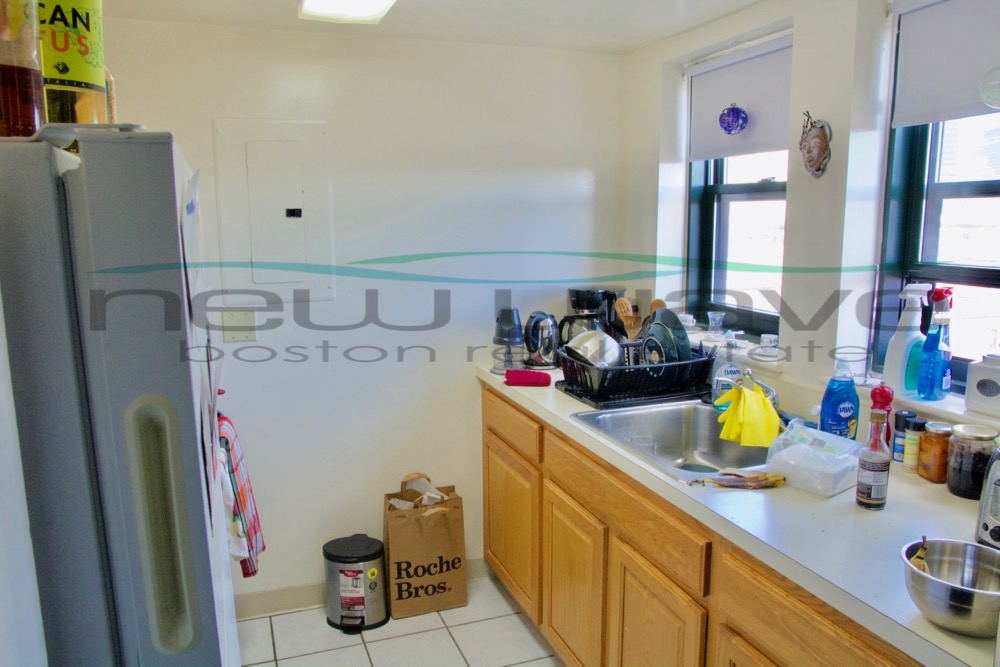 400 Massachusetts Ave, South End