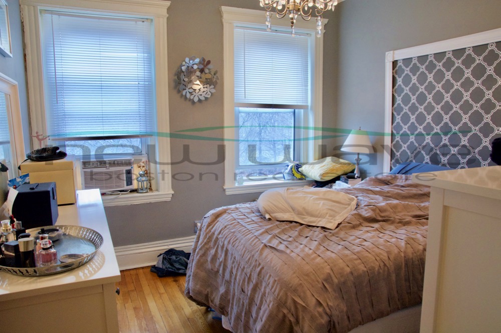 100 Queensberry St, Fenway