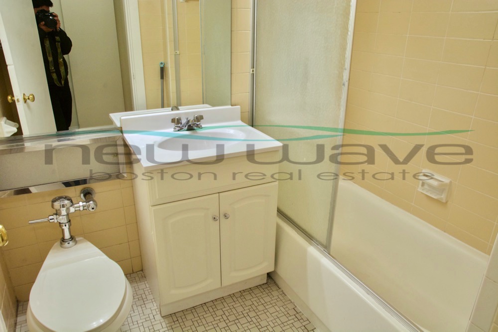 62 Boylston St, Back Bay