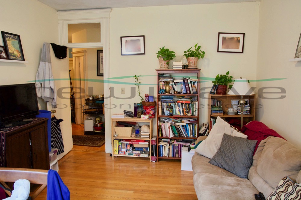 19 Queensberry St, Fenway