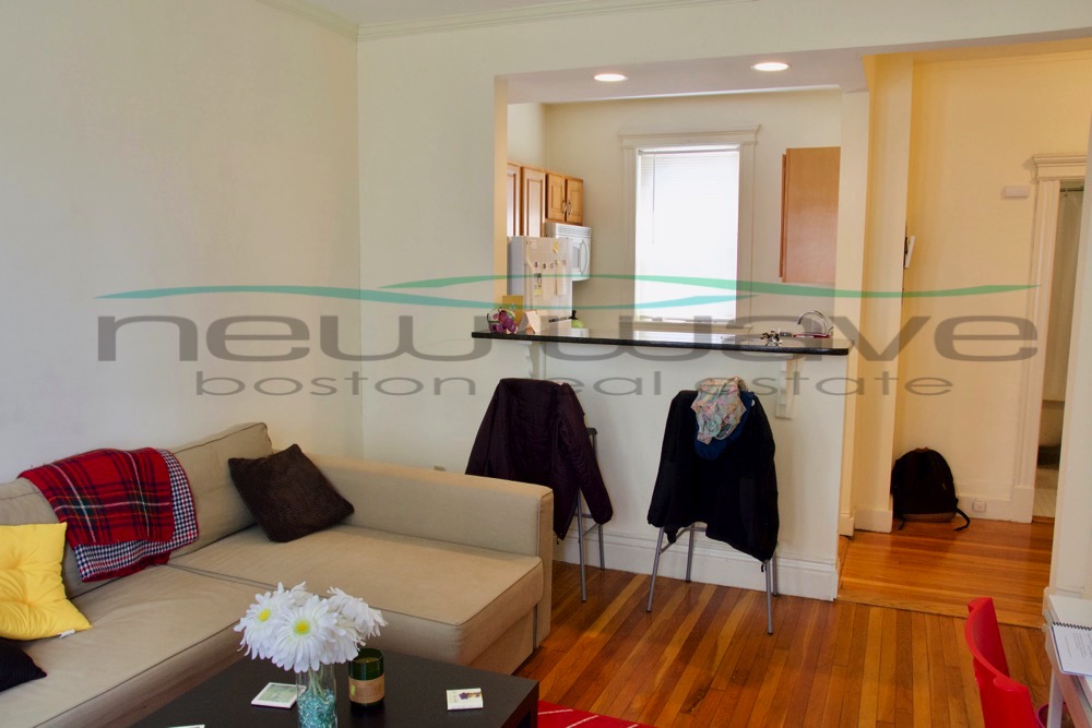 1 bed, 1 bath apartment for rent at 120 Peterborough St Unit 17, Fenway — photo 2 of 8