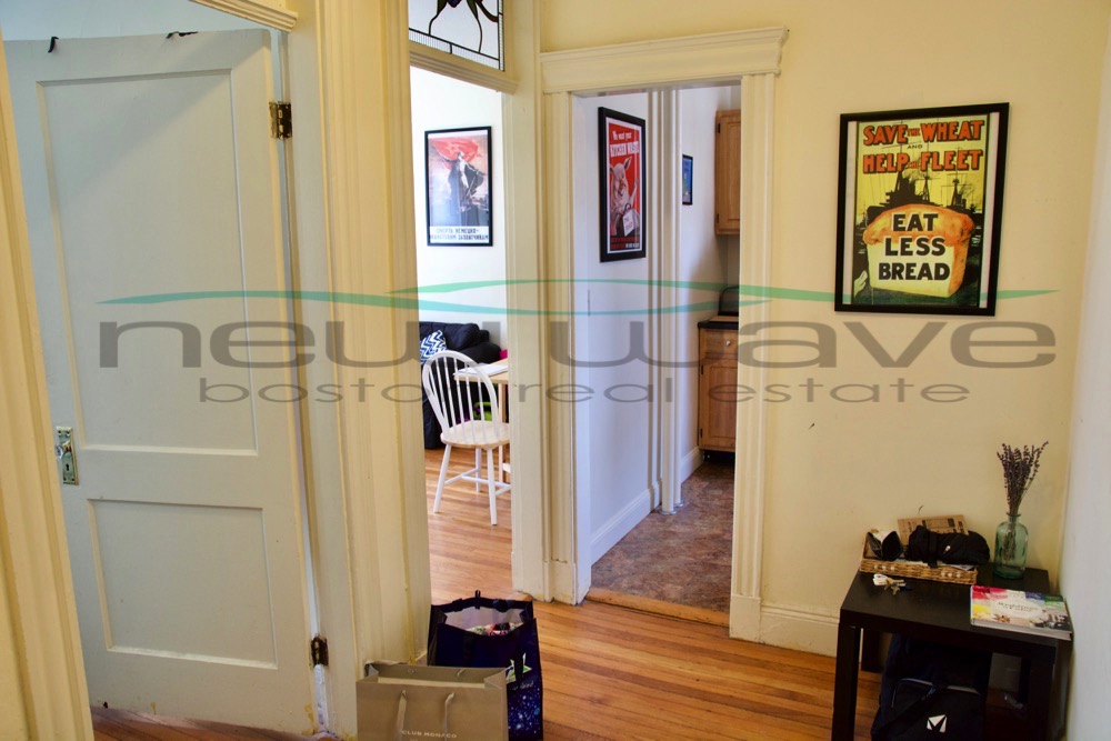 124 Peterborough St, Fenway