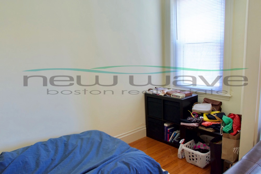 Studio bed, 1 bath apartment for rent at 61 Kilmarnock St Unit 7, Fenway — photo 3 of 7