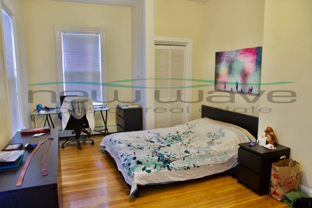 28 Cumberland St, Back Bay