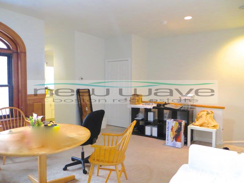 39 Saint Botolph St, Back Bay