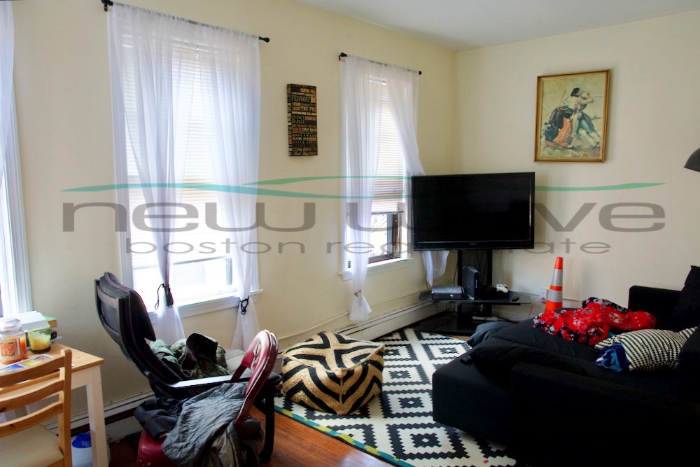 37 Russell St, Beacon Hill