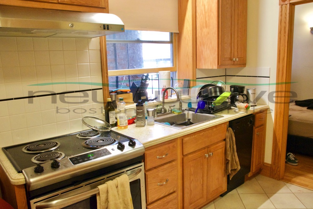 16 South Russell St, Beacon Hill