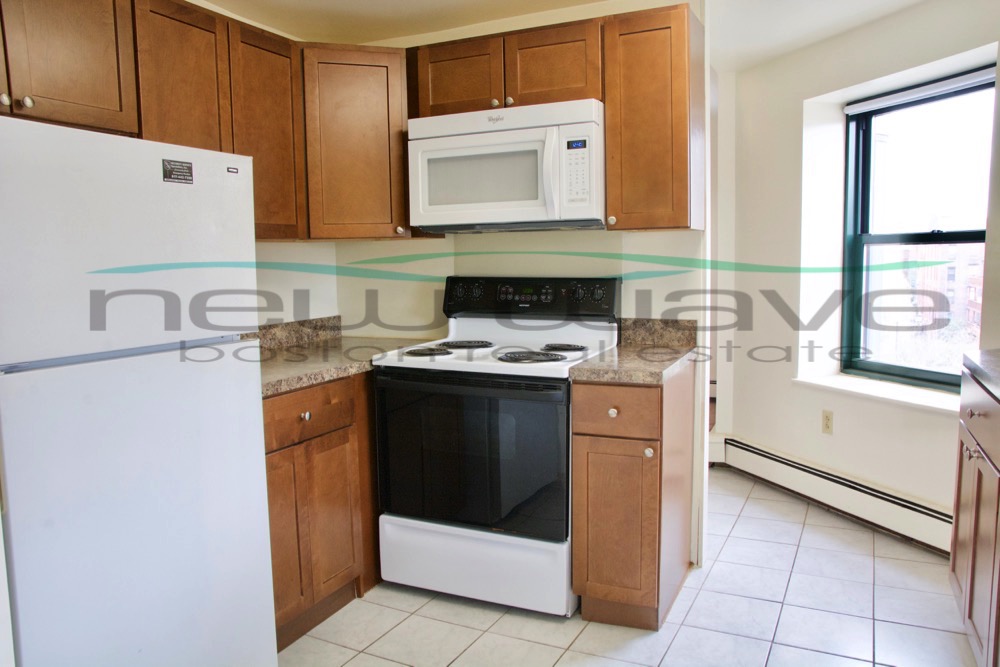 2 bed, 1 bath apartment for rent at 400 Massachusetts Ave Unit 68, South End — photo 8 of 11