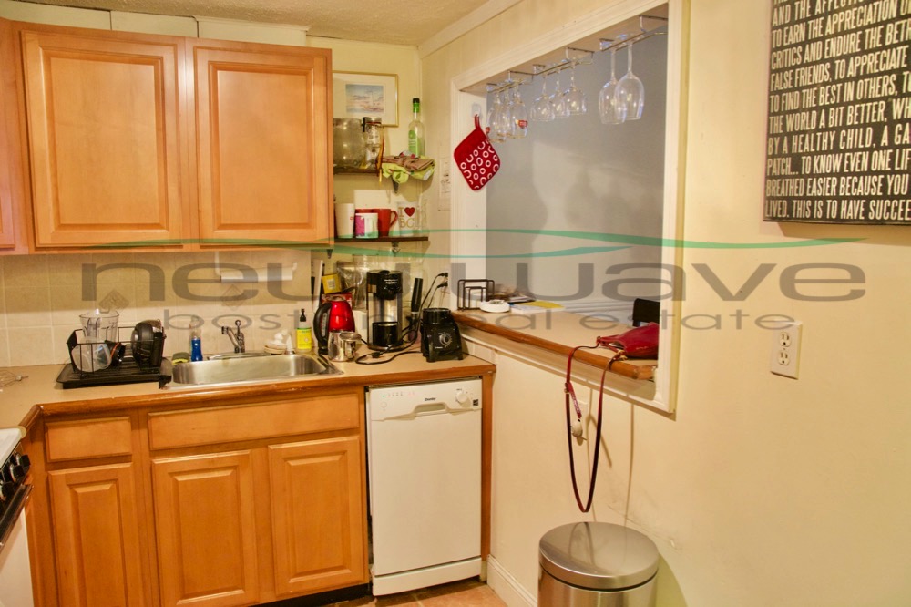 16 Hereford St, Back Bay