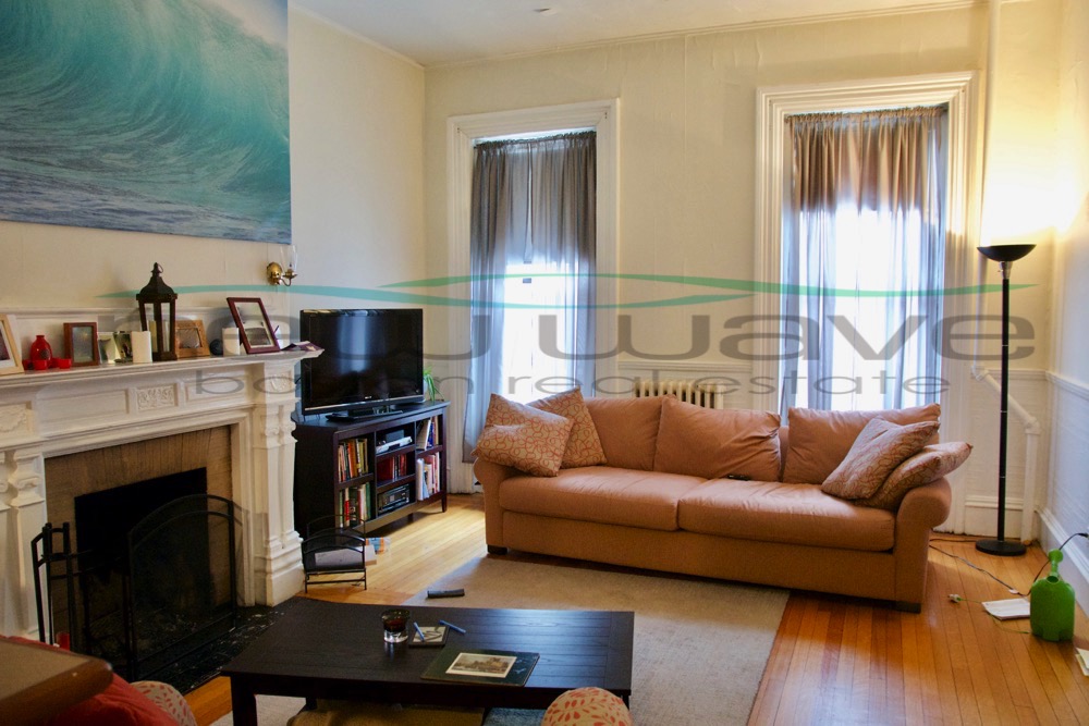 16 Hereford St, Back Bay