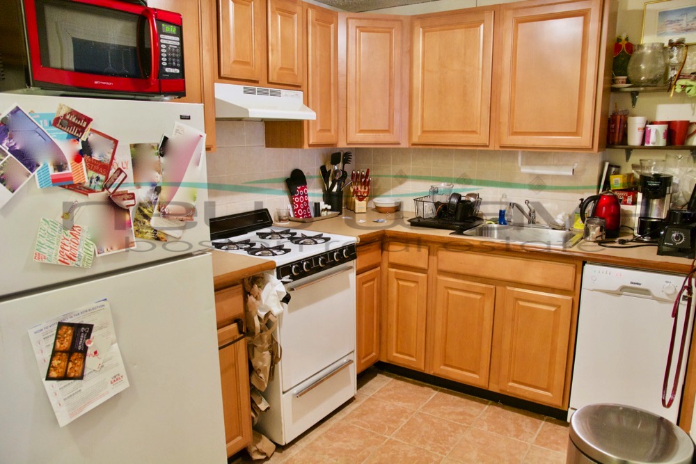 16 Hereford St, Back Bay