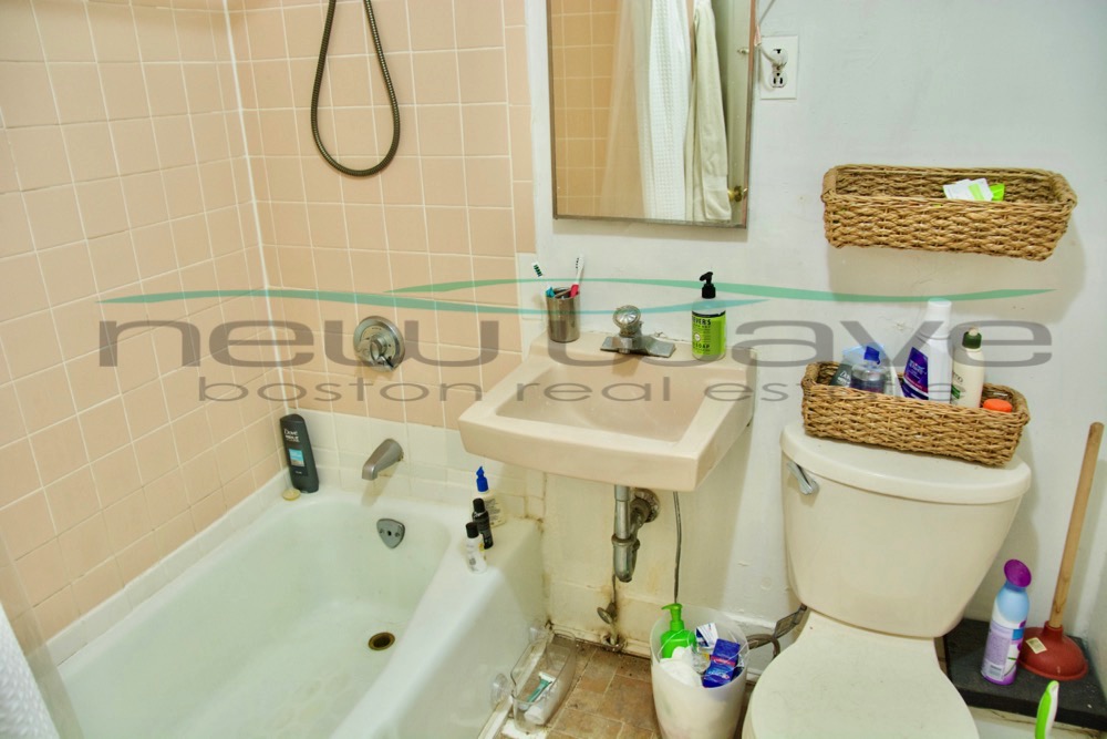 32 Worcester Sq, South End