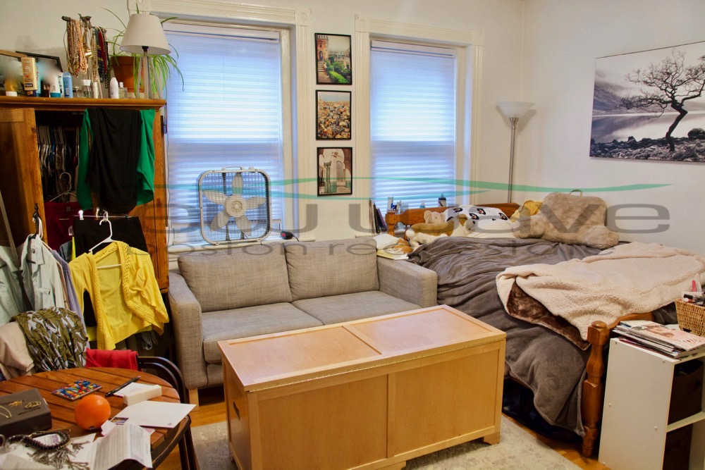 108 Myrtle St, Back Bay