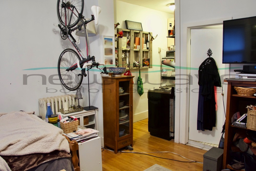 108 Myrtle St, Back Bay