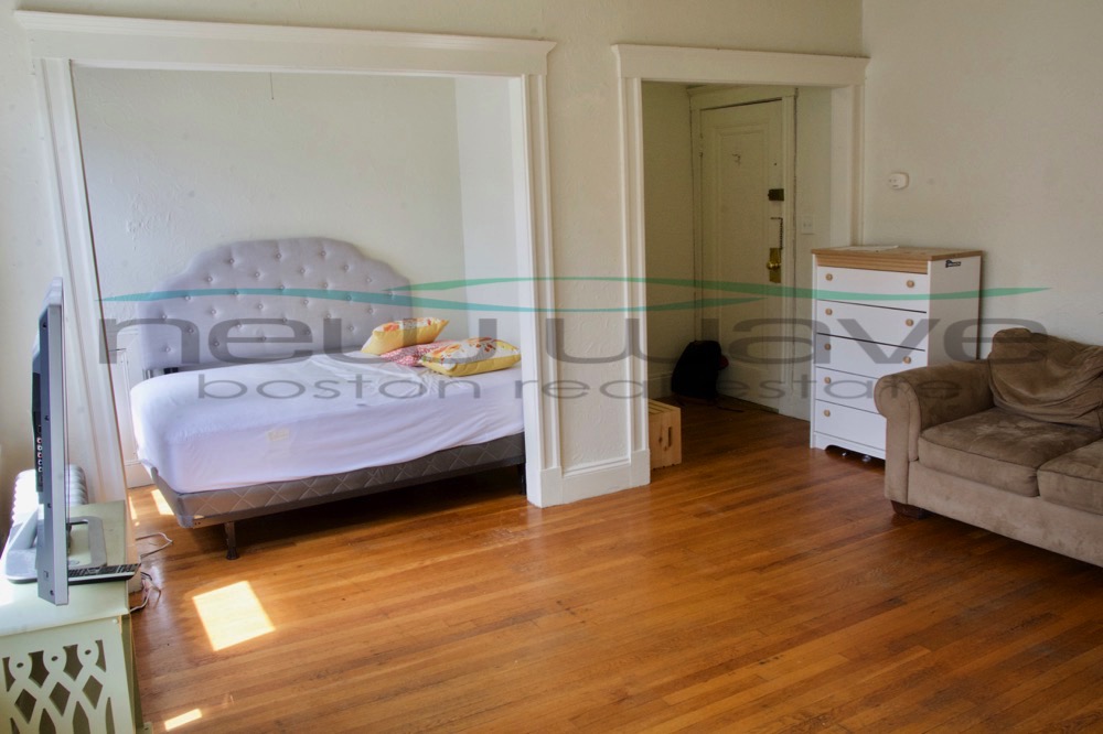 1163 Boylston St, Fenway