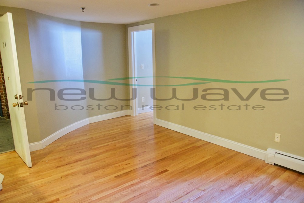 11 Blackwood St, Back Bay