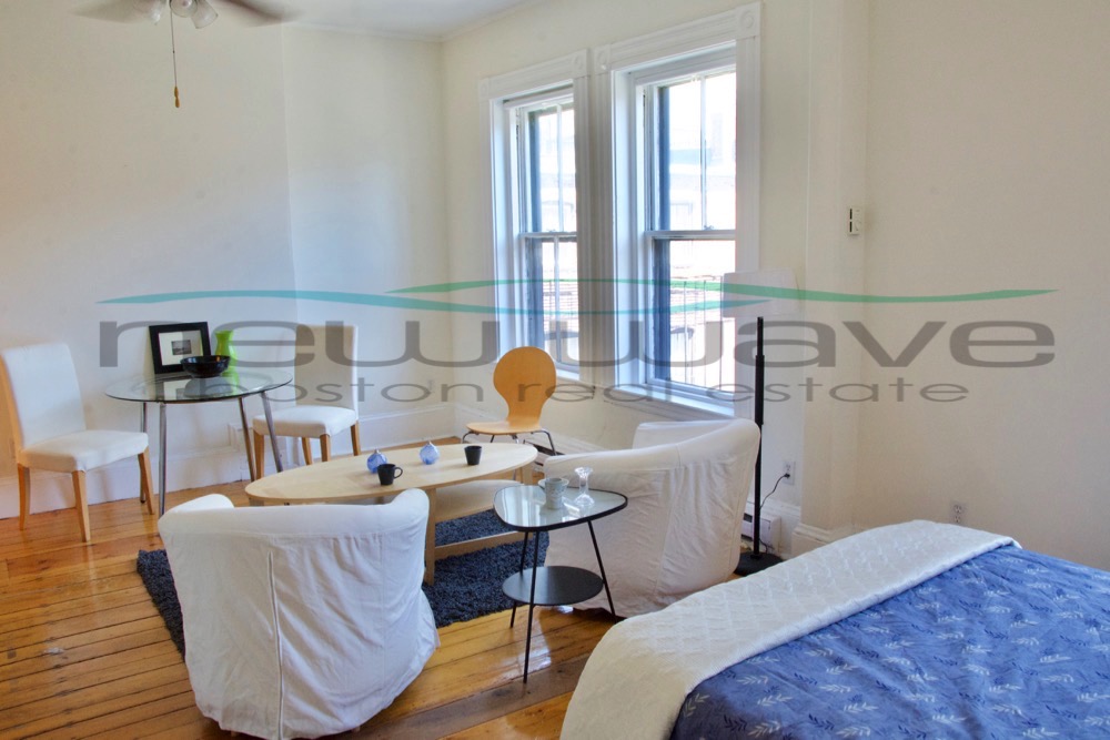 Studio bed, 1 bath apartment for rent at 16 Cumberland St Unit 6, Back Bay — photo 2 of 8