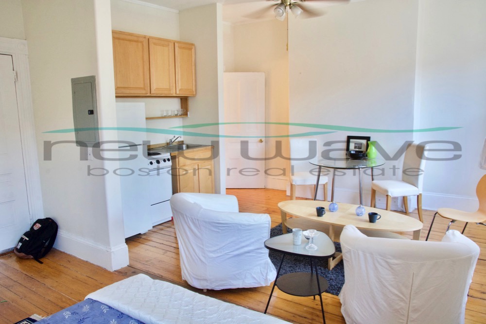 Studio bed, 1 bath apartment for rent at 16 Cumberland St Unit 6, Back Bay — photo 5 of 8
