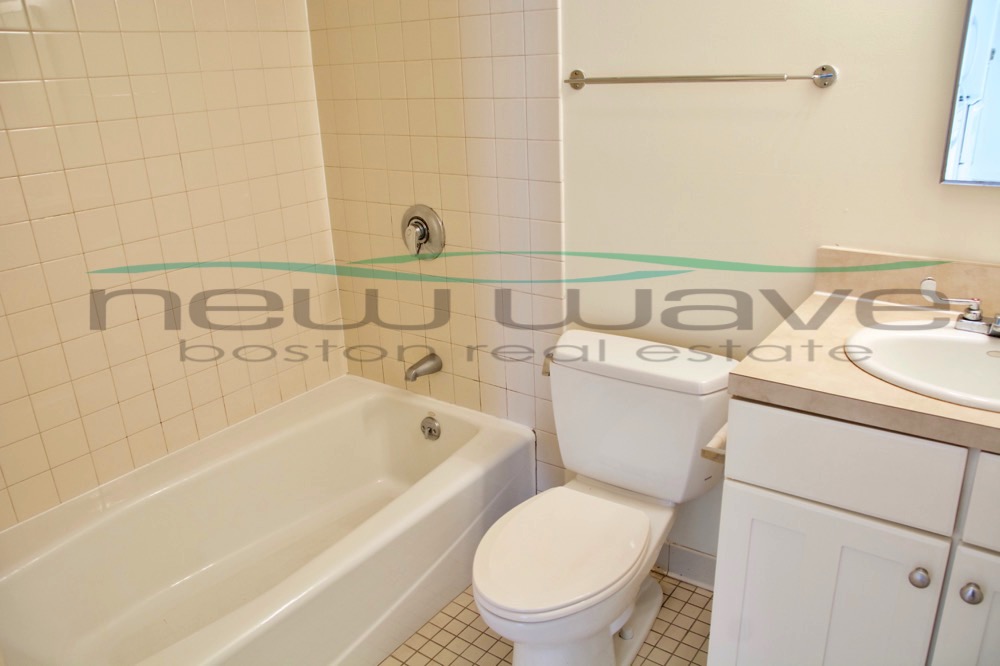 40 Boylston St, Downtown