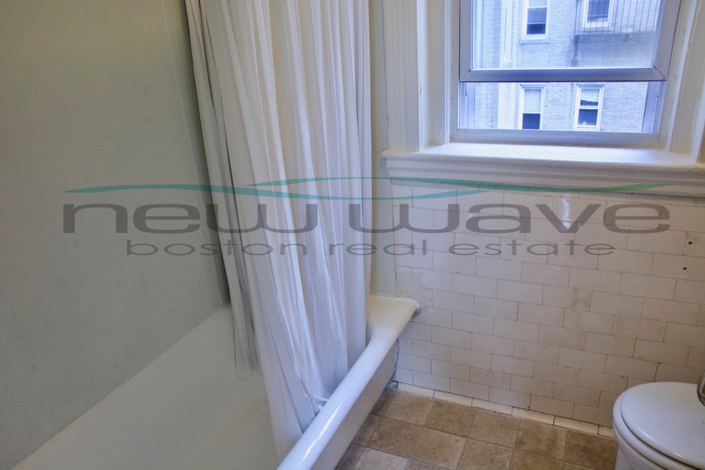 1191 Boylston St, Fenway