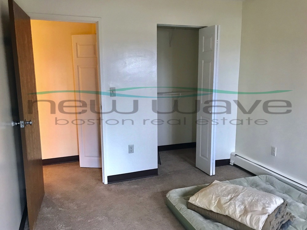 400 Massachusetts Ave, South End