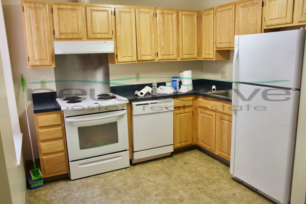 3 bed, 1.5 bath apartment for rent at 65 Westland Ave Unit 300, Fenway — photo 9 of 13