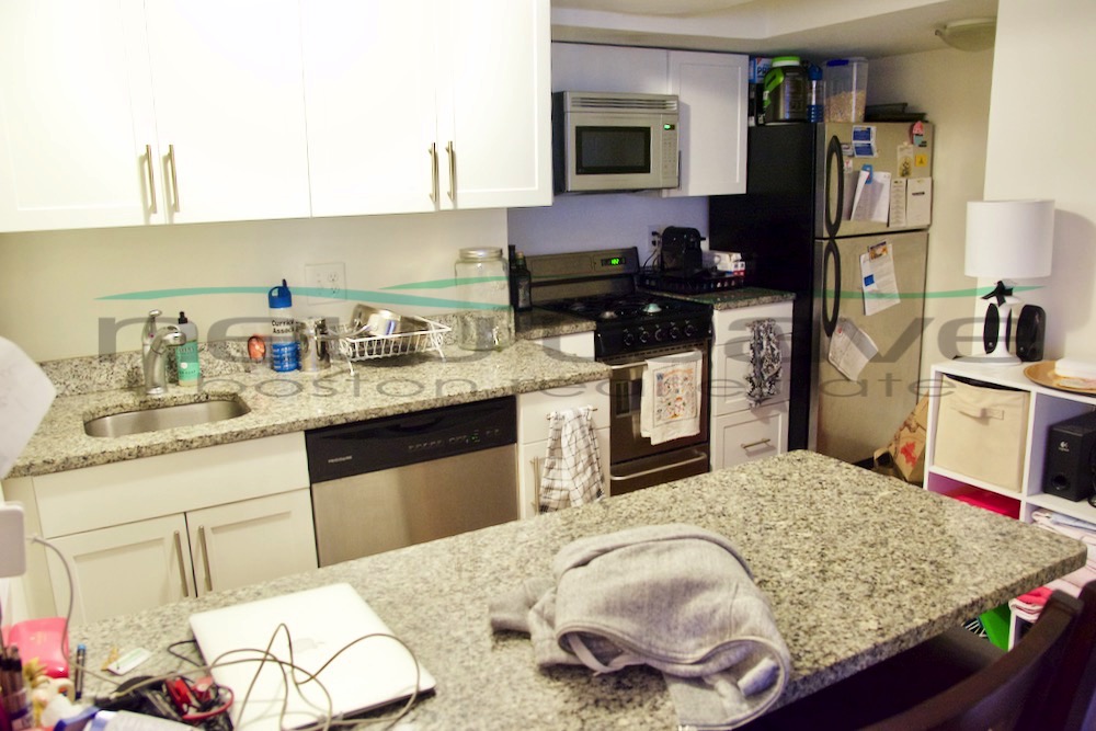 176 Commonwealth Ave, Back Bay