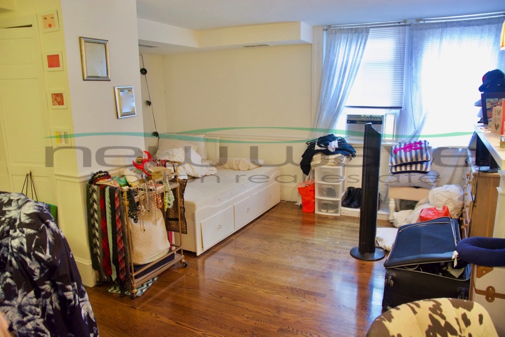 176 Commonwealth Ave, Back Bay